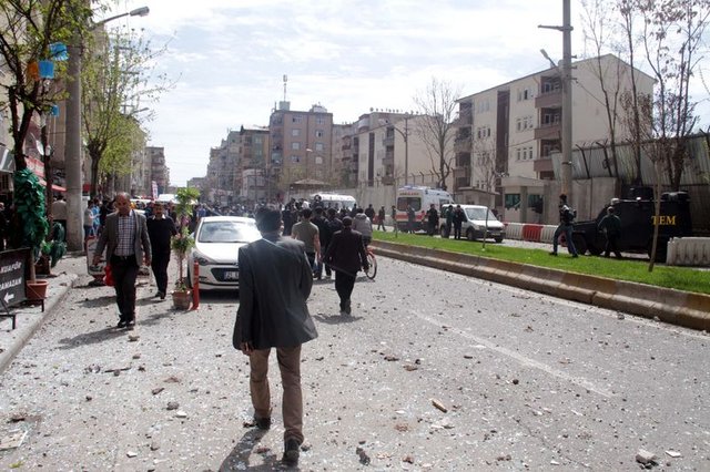 Diyarbakır'daki patlamadan ilk kareler - 21