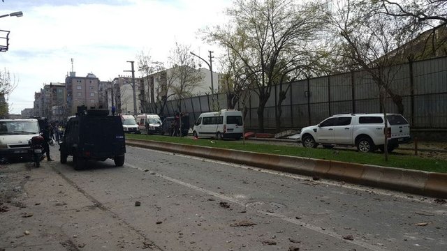 Diyarbakır'daki patlamadan ilk kareler - 32