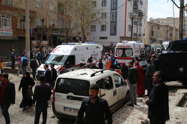 Diyarbakır'daki patlamadan ilk kareler - 47