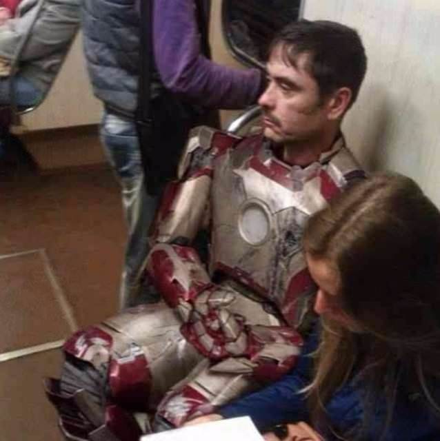 Metroda ilginç görüntü! Bu kadarı da 'pes' dedirtti! - 17