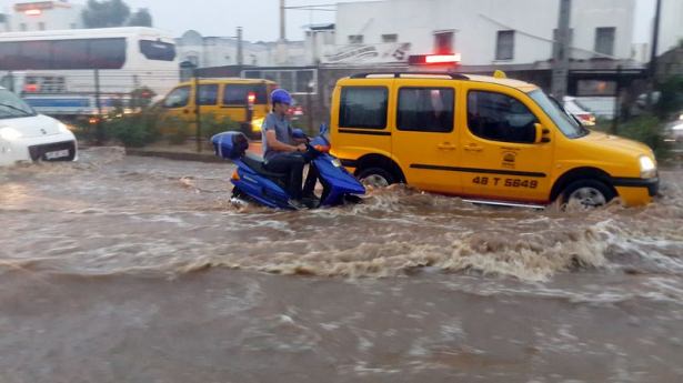 Bodrum'u sel vurdu - 9