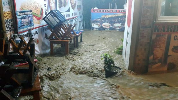 Bodrum'u sel vurdu - 14