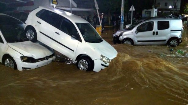 Bodrum'u sel vurdu - 18