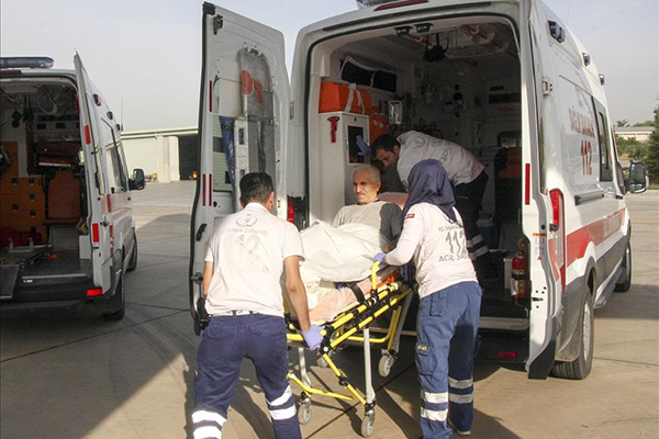 Yaralı ve hasta hacılar yurda getirildi - 4