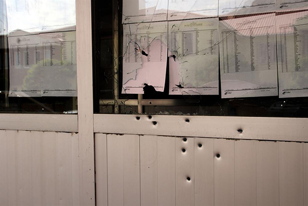 Van'da okula bombalı ve tüfekli saldırı - 5