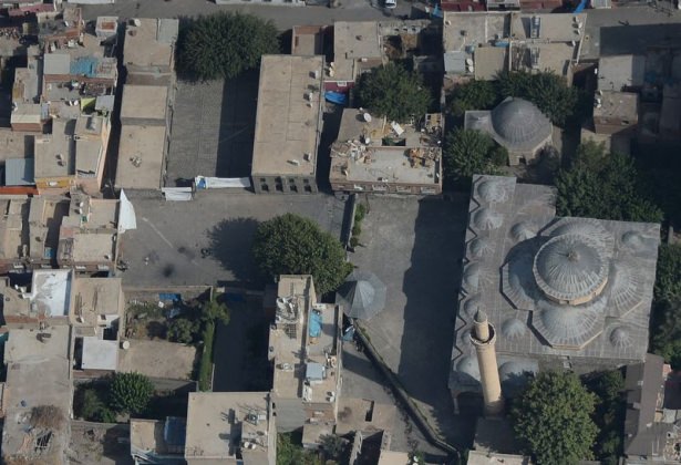 Sur ilçesi havadan böyle görüntülendi - 12