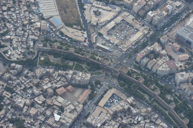 Sur ilçesi havadan böyle görüntülendi - 5