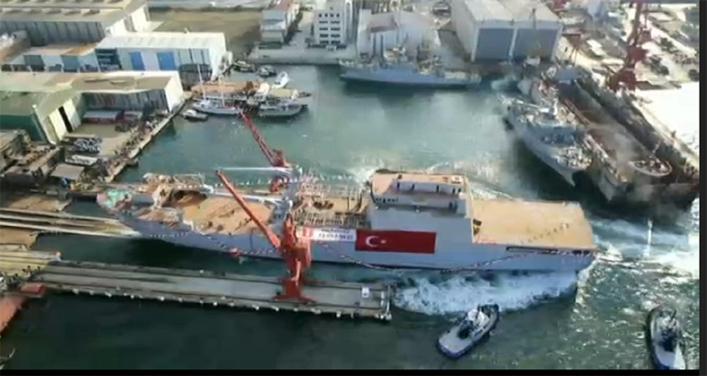 Türk denizciliğinin yeni 'Bayraktar'ı denizle buluştu - 9