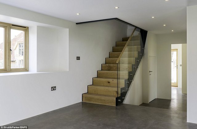 Ahırı lüks malikaneye çevirdi! - 10