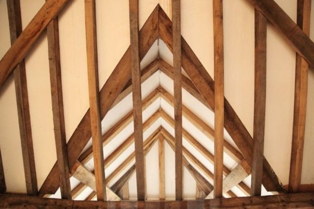 Ahırı lüks malikaneye çevirdi! - 11