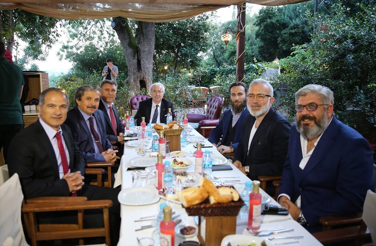 Hanedan, 'Payitaht' oyuncularıyla iftarda buluştu - 2