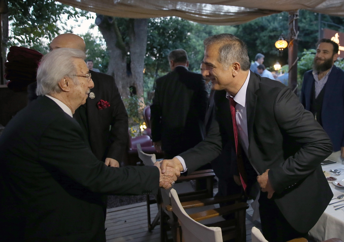 Hanedan, 'Payitaht' oyuncularıyla iftarda buluştu - 6