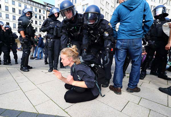 Hamburg'da G20 protestoları! - 769