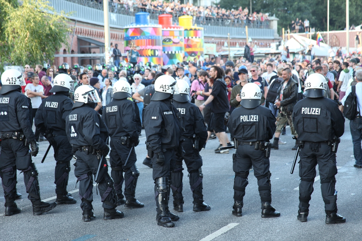 Hamburg'da G20 protestoları! - 682