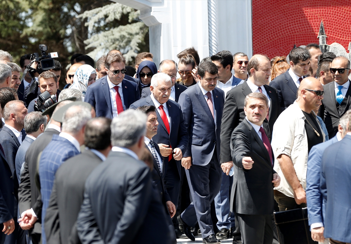 Erdoğan ve Yıldırım 15 Temmuz şehitliğine ziyaret - 849