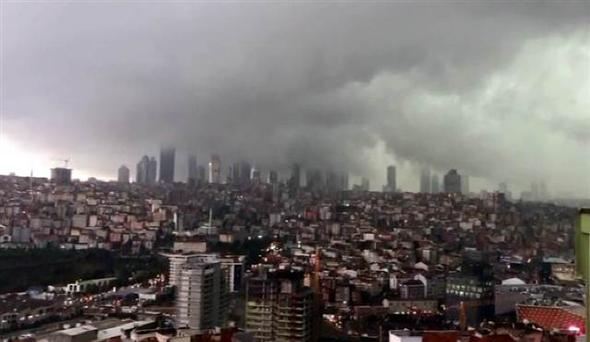 İstanbul'u yağmur vurdu! İşte fotoğraflar! - 31
