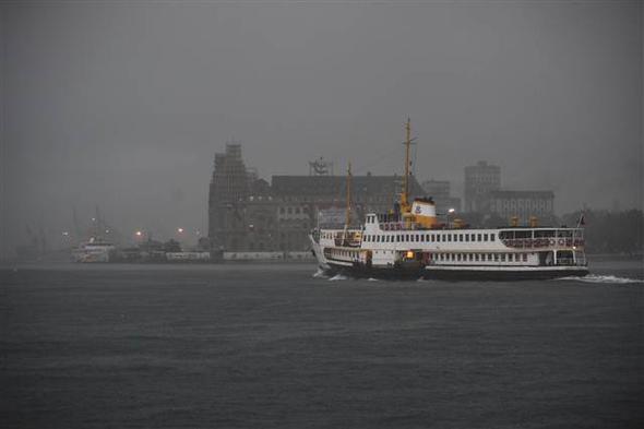 İstanbul'u yağmur vurdu! İşte fotoğraflar! - 33