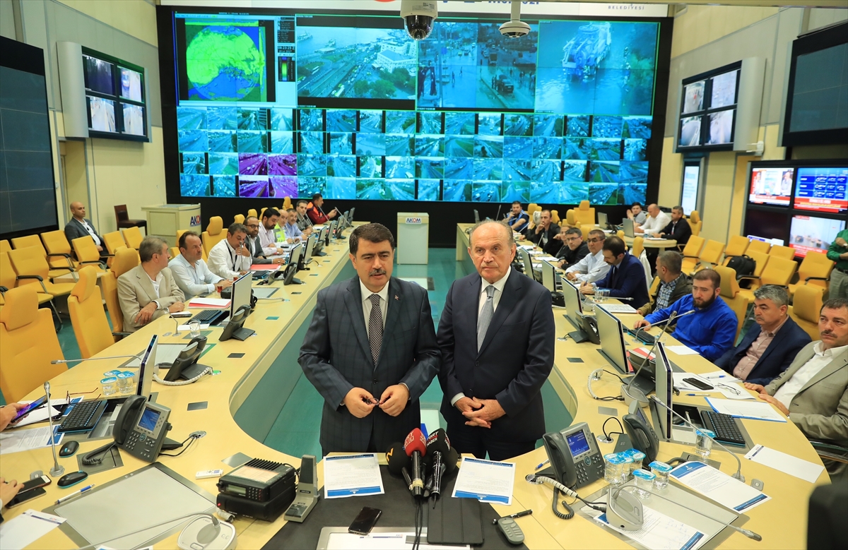 İstanbul'u yağmur vurdu! İşte fotoğraflar! - 652