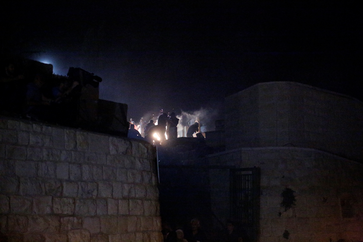 İsrail böyle saldırdı! Yaralılar arasında Türkler de var... - 3