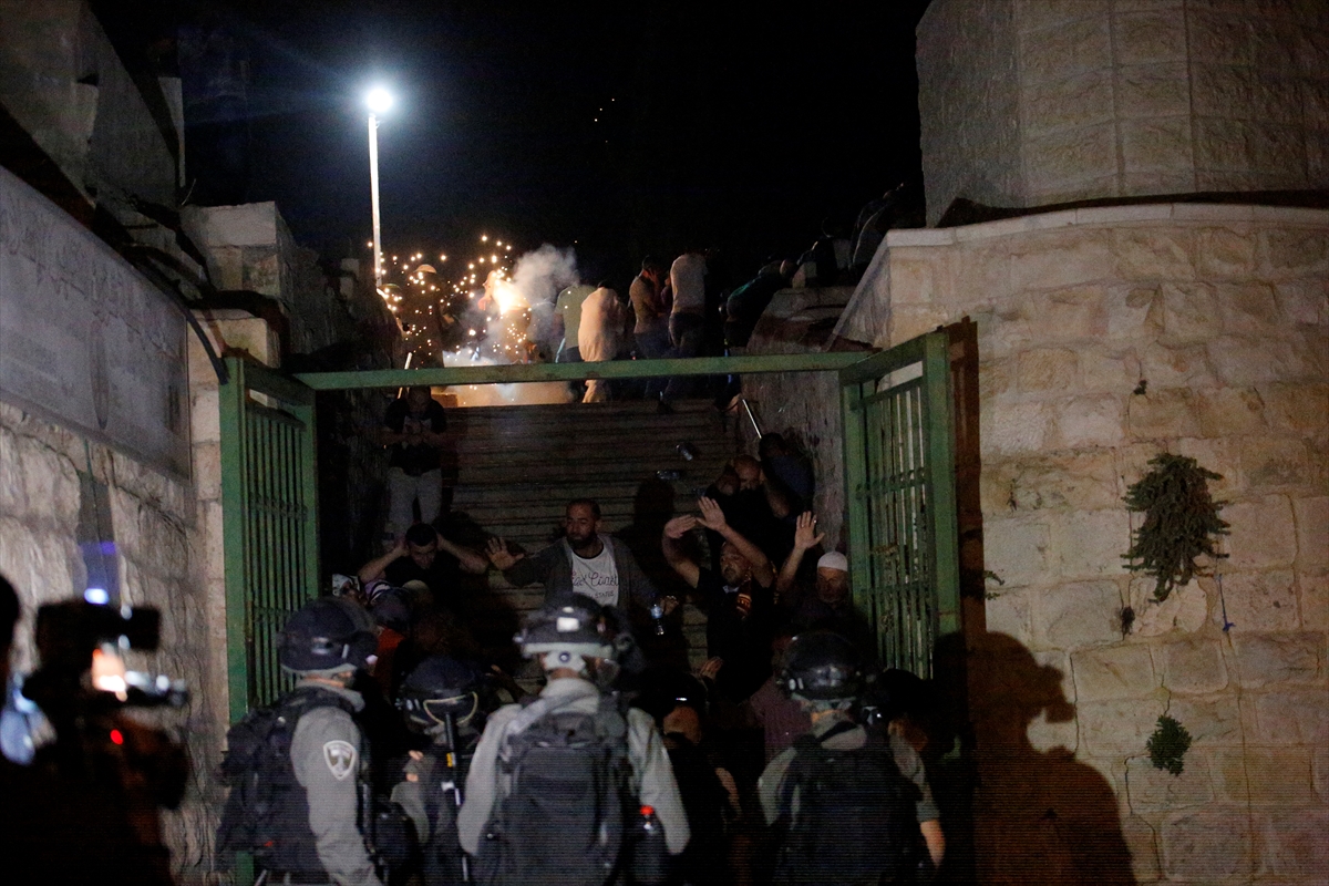 İsrail böyle saldırdı! Yaralılar arasında Türkler de var... - 9