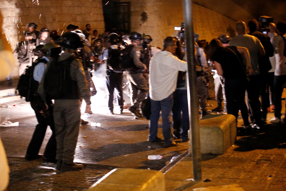 İsrail böyle saldırdı! Yaralılar arasında Türkler de var... - 4