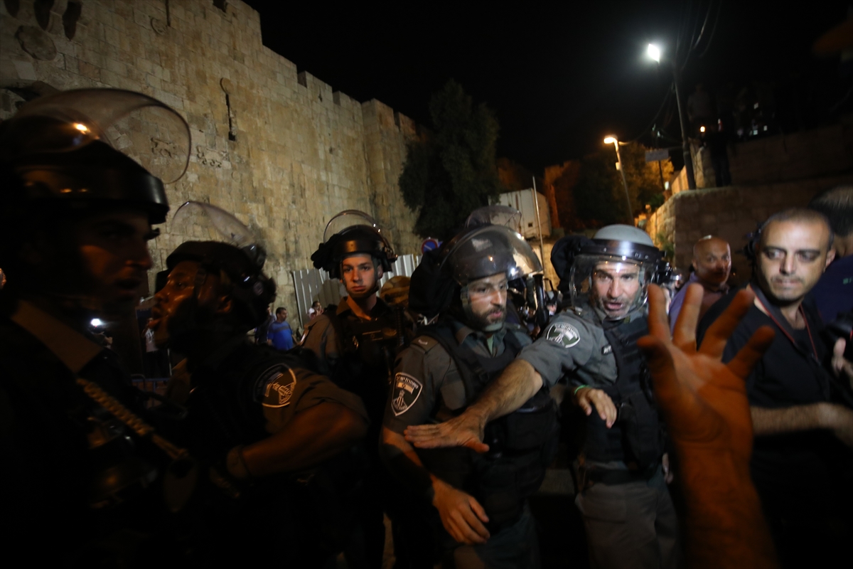 İsrail böyle saldırdı! Yaralılar arasında Türkler de var... - 6