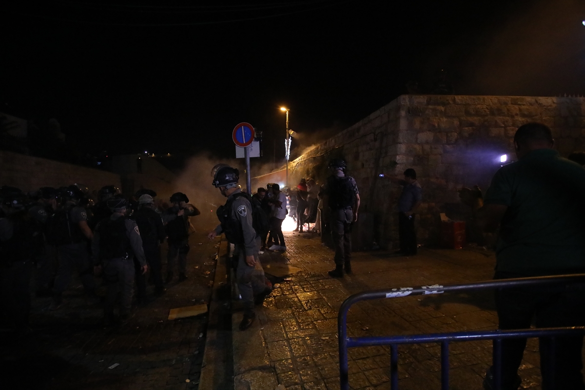 İsrail böyle saldırdı! Yaralılar arasında Türkler de var... - 7