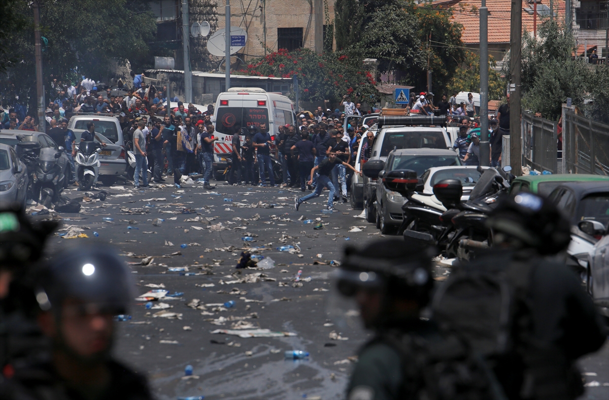 İsrail Filistinliler'e müdahale etti: Yaralılar var! - 6