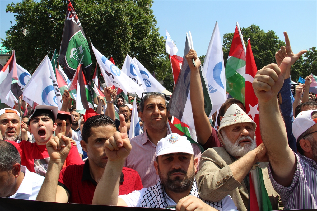 İsrail Beyazıt Meydanı'nda protesto edildi! - 15