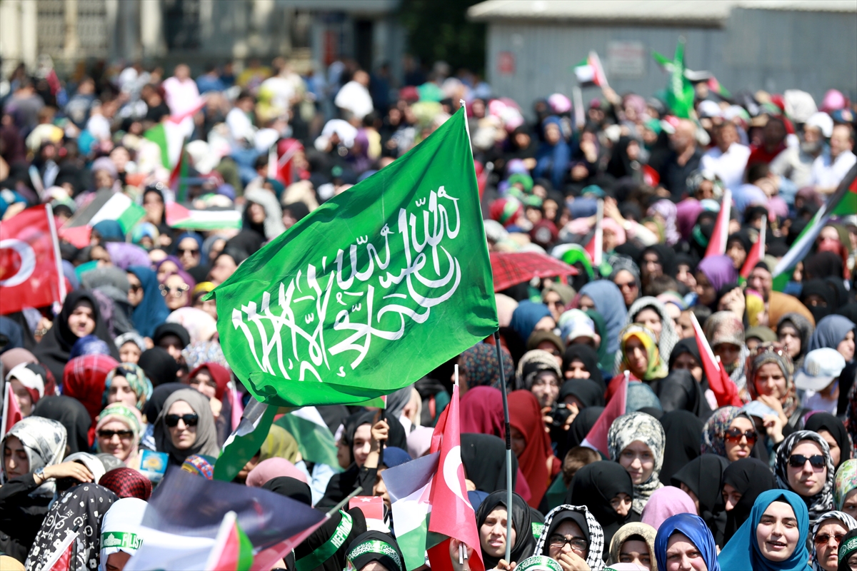 İsrail Beyazıt Meydanı'nda protesto edildi! - 7