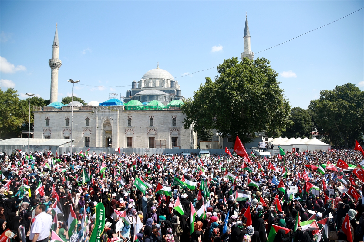 İsrail Beyazıt Meydanı'nda protesto edildi! - 8