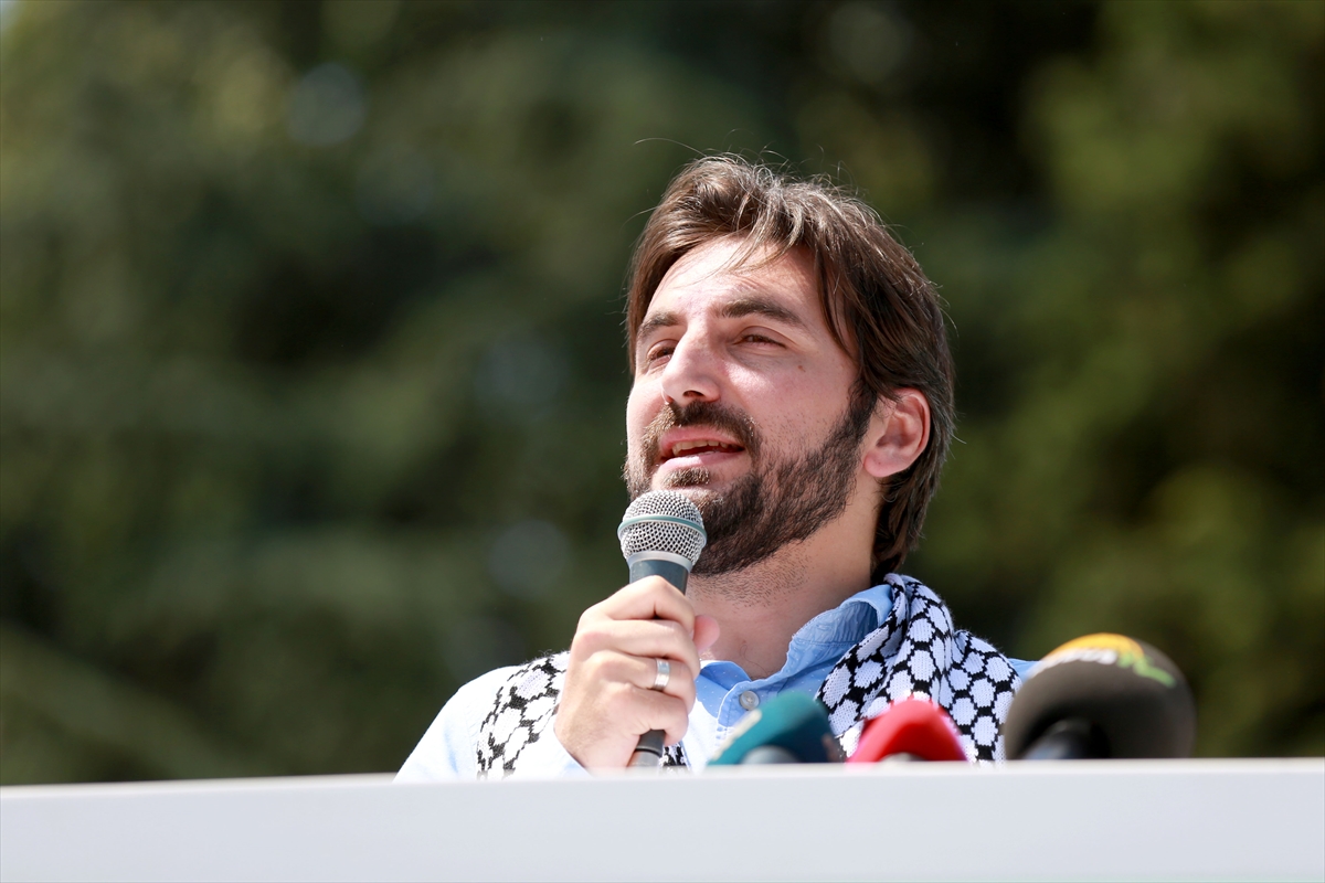 İsrail Beyazıt Meydanı'nda protesto edildi! - 2