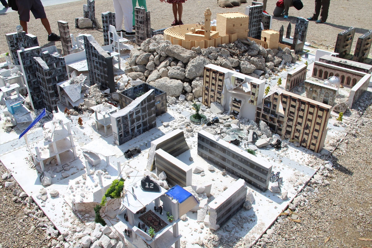 Hollanda'da 'Halep'i Yaşa' minyatür sergisi - 11