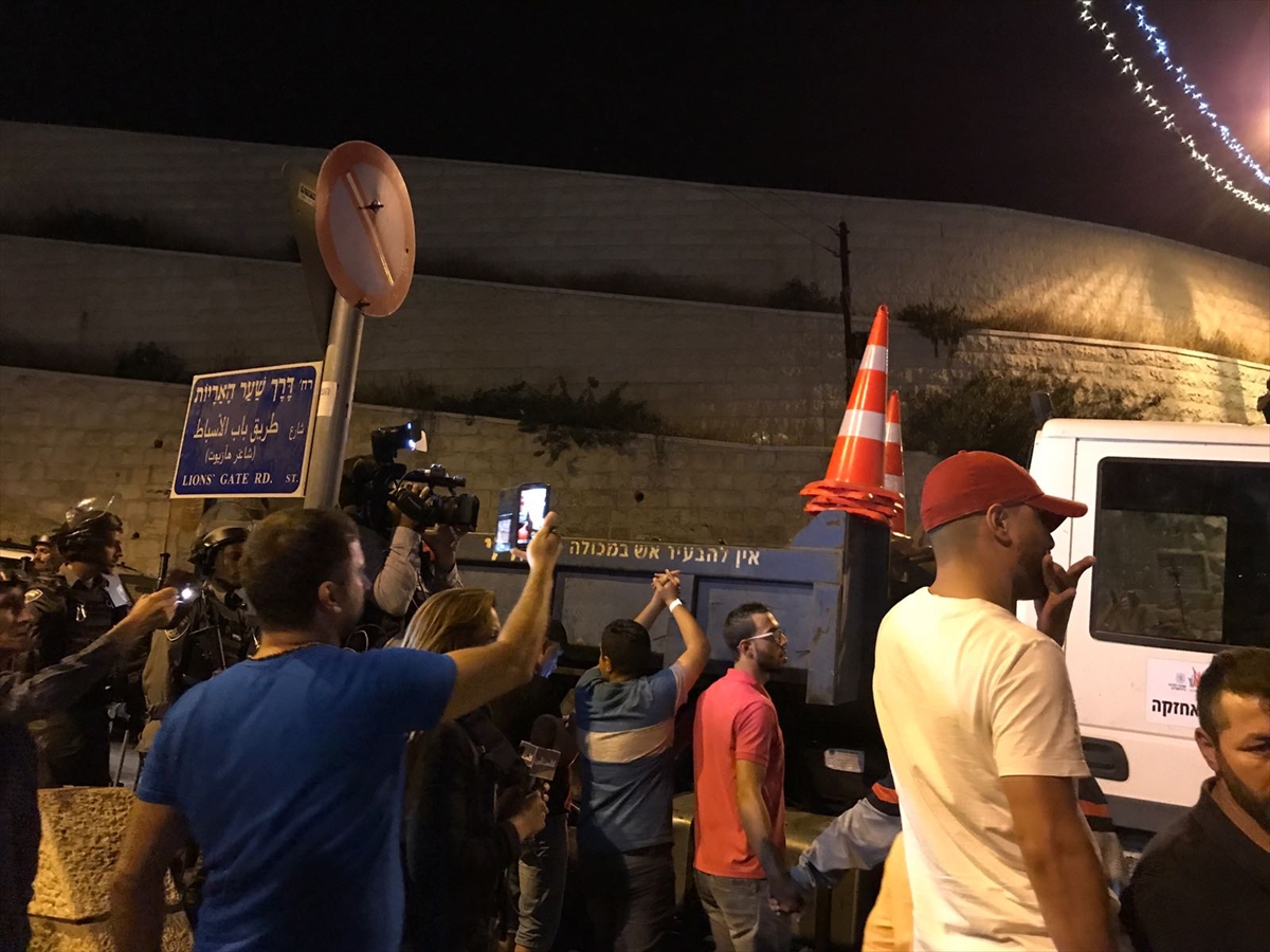 Mescid-i Aksa'da dün gece! - 5