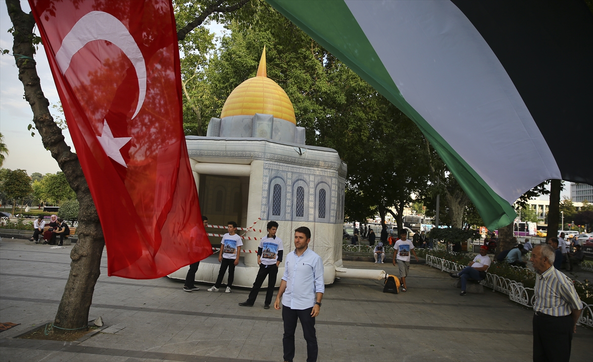 İsrail bir kez daha Saraçhane'de protesto edildi - 613