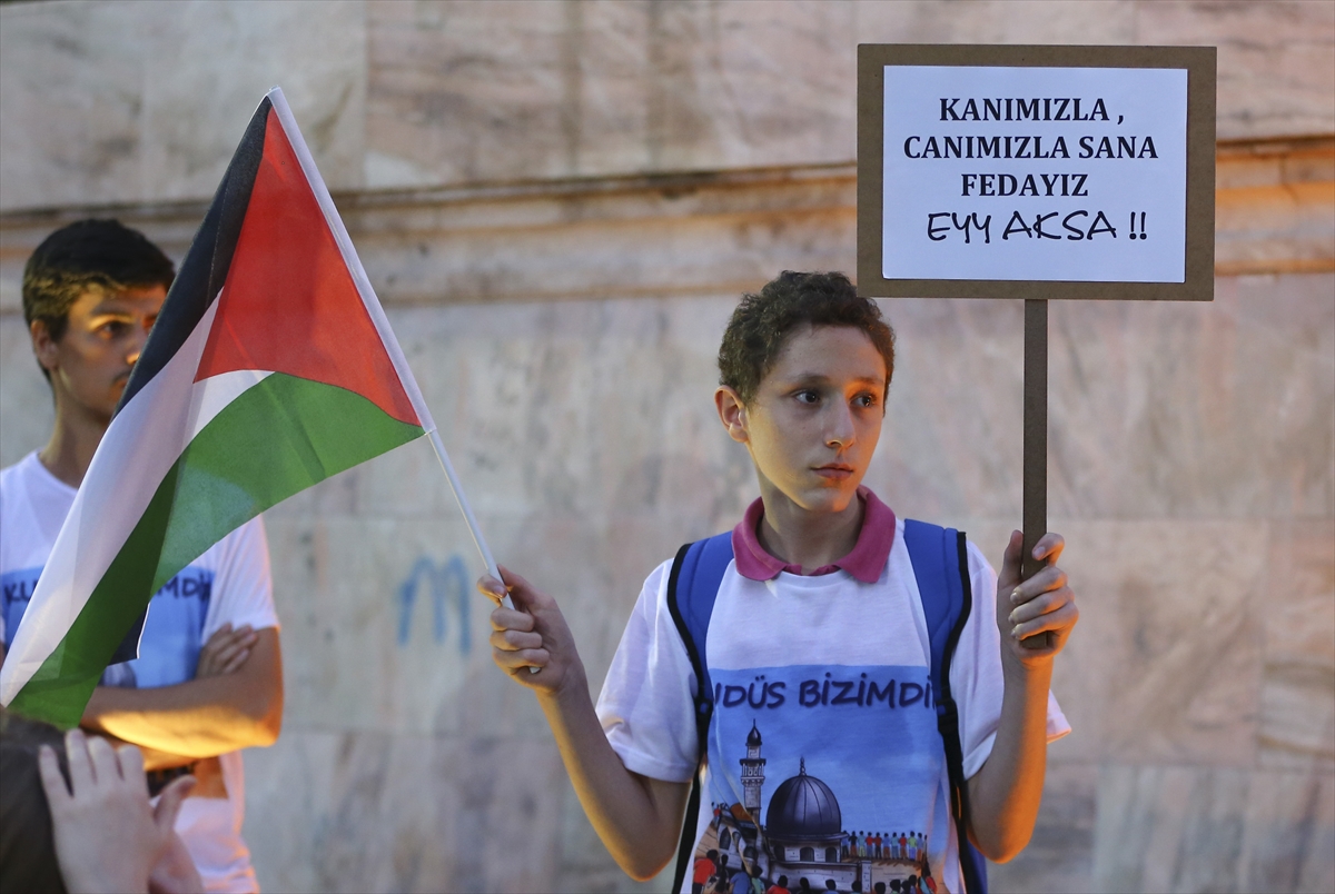 İsrail bir kez daha Saraçhane'de protesto edildi - 594