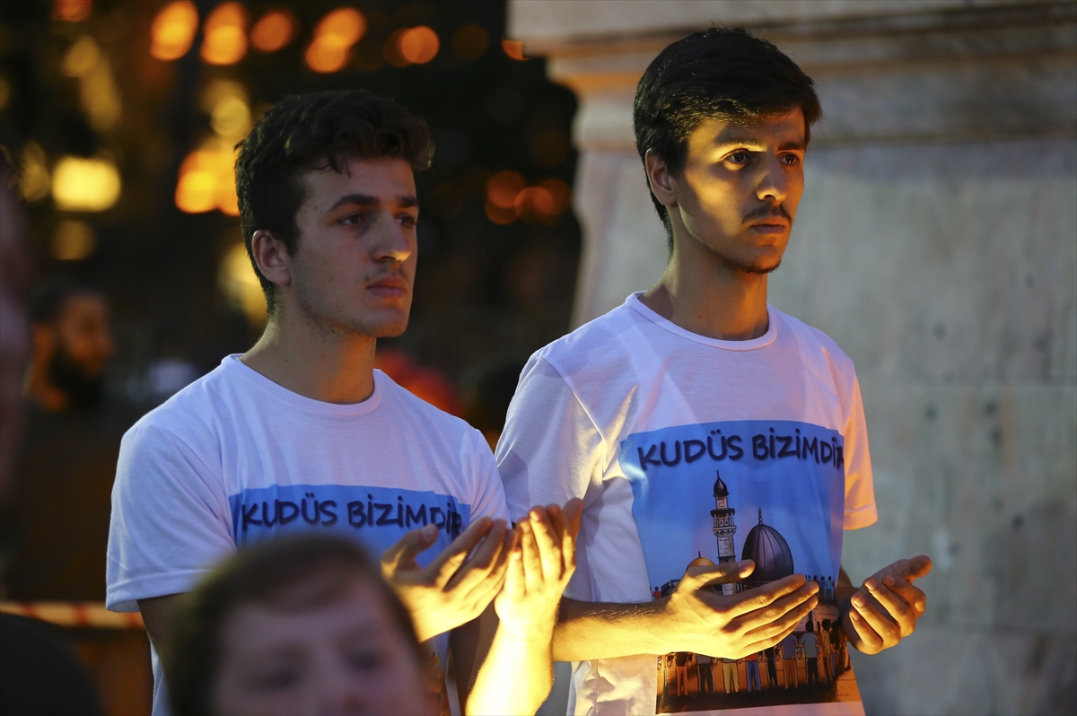 İsrail bir kez daha Saraçhane'de protesto edildi - 869