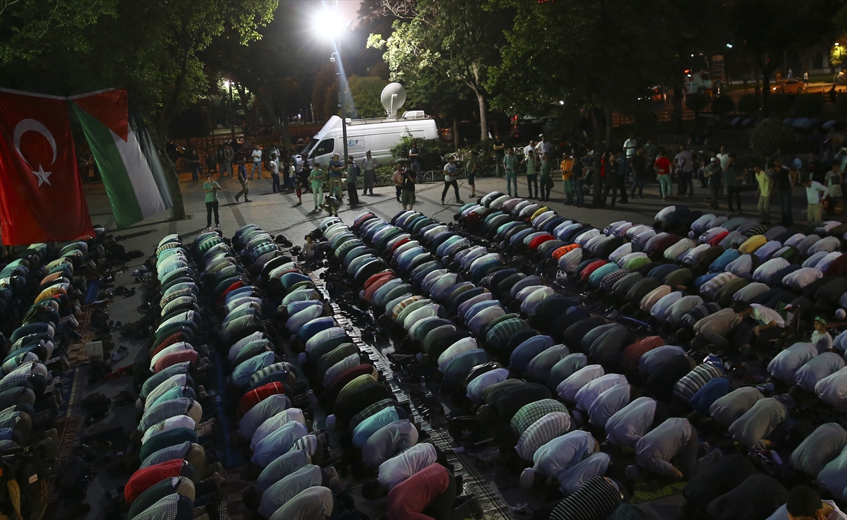İsrail bir kez daha Saraçhane'de protesto edildi - 532