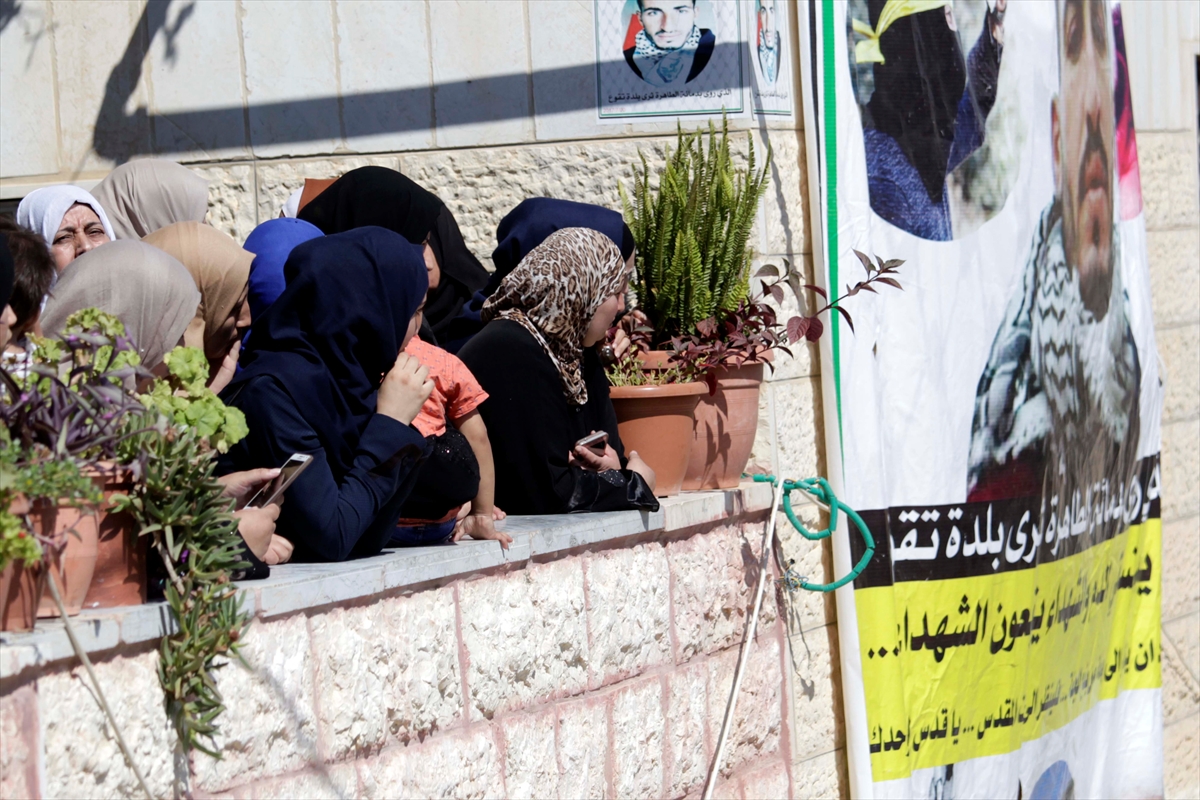 Filistinlilerin cenaze töreni düzenlendi - 0