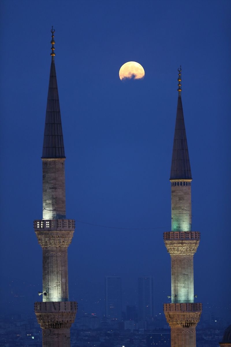 'Parçalı ay tutulması'ndan manzaralar - 0