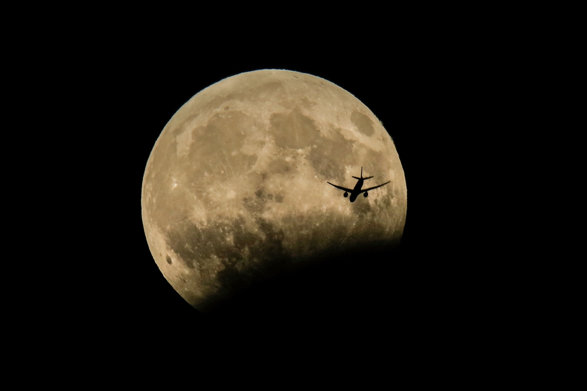 'Parçalı ay tutulması'ndan manzaralar - 0