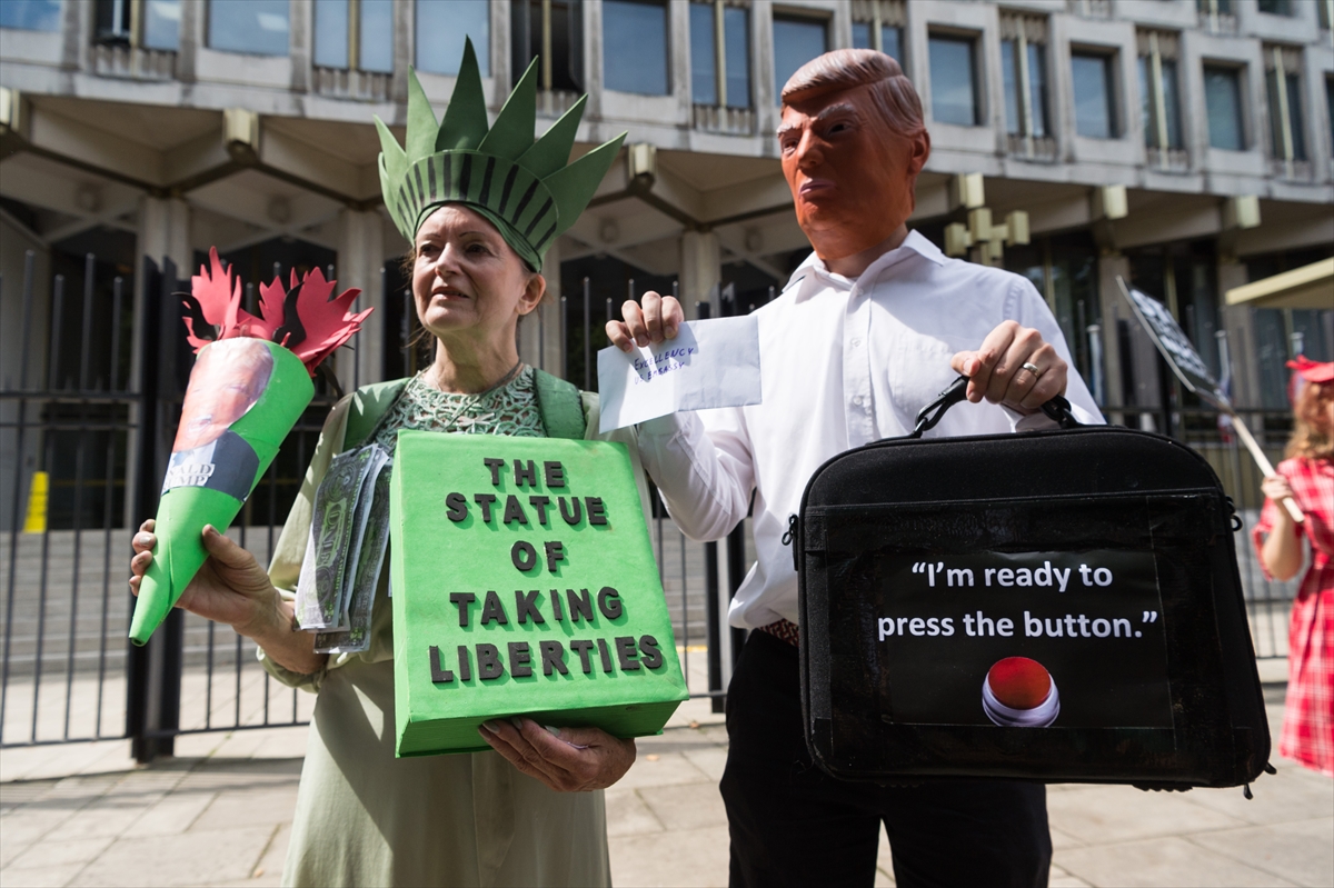 Londra'da Trump protestosu - 0