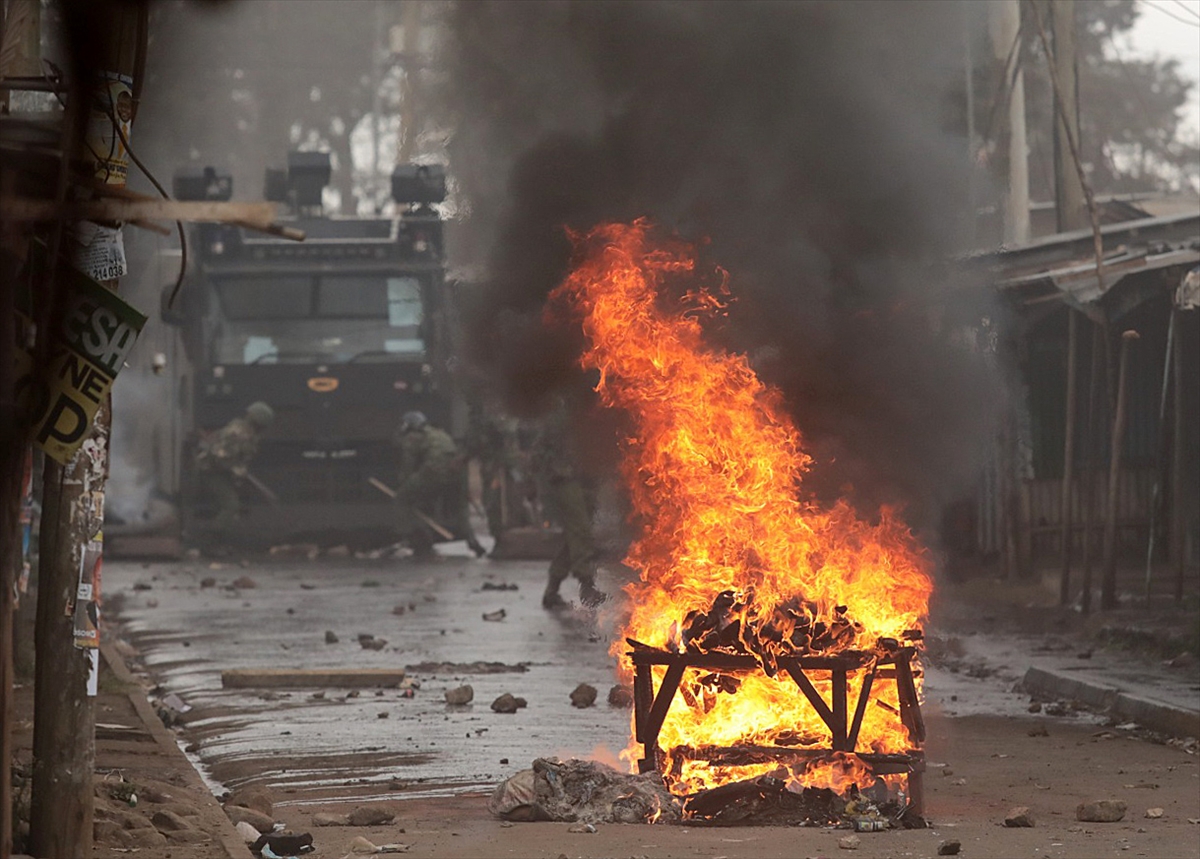 Kenyatta'nın zaferi sonrası Kenya'da muhalifler sokakta! - 0