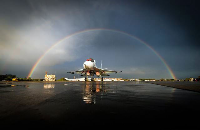 Savaş uçaklarının üretim aşaması - 25