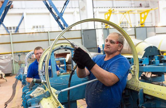 Savaş uçaklarının üretim aşaması - 18