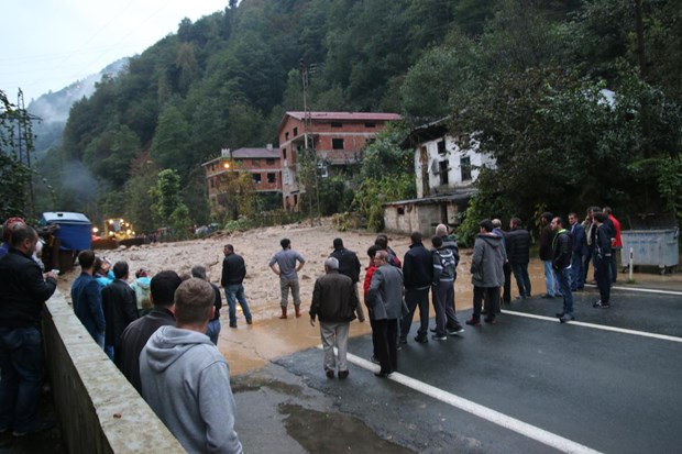 Rize'de heyelan - 11