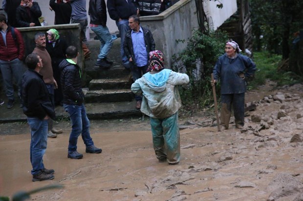 Rize'de heyelan - 3