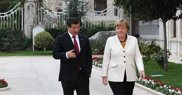 Davutoğlu Merkel'e İstanbul'u anlattı - 1