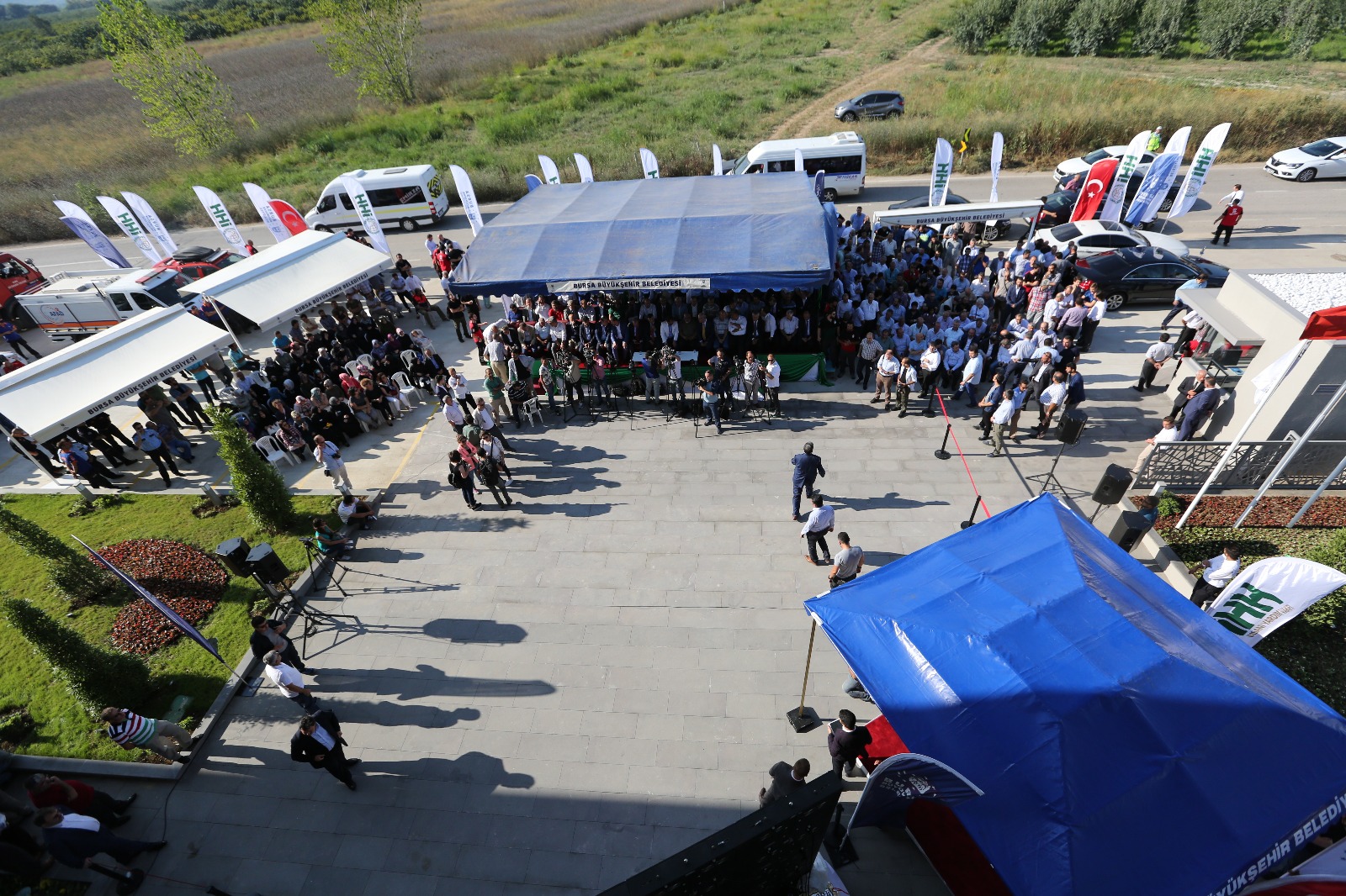 Afetin yıldönümünde İHH'dan Afet Koordinasyon Merkezi - 0