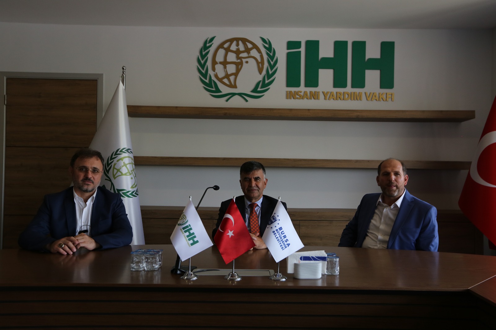 Afetin yıldönümünde İHH'dan Afet Koordinasyon Merkezi - 0